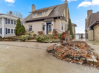 2724 Military St, Port Huron, MI