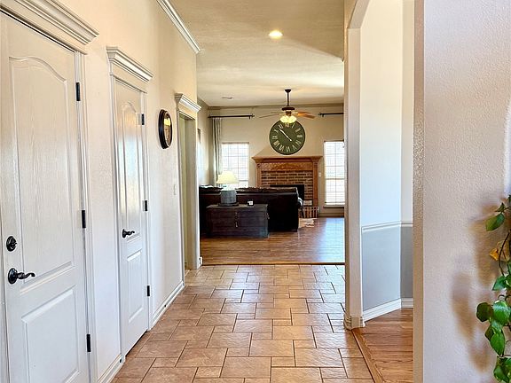2nd image of 22095 Riverwood Dr