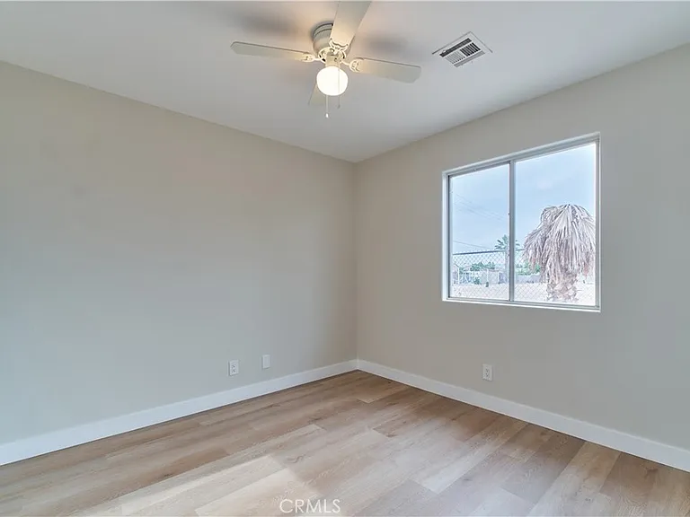 1286 Arctic Ave — Photo 22