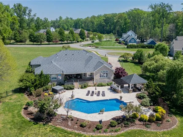 200 Ashby Ct, Suffolk, VA 23435