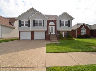 7017 Village Gate Trce, Louisville, KY
