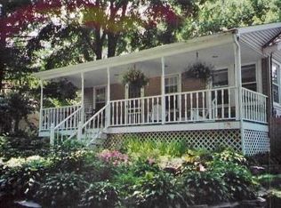 33 Aloma Rd, Rocky Point, NY 11778
