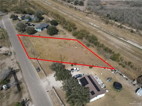 6100 Hawk St, Mercedes, TX 78570