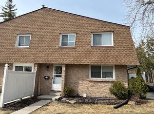 Cardinal Court, Peterborough, ON K9J 4M3