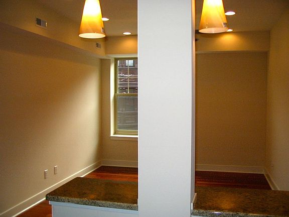 4th image of 625 S 6th St #A