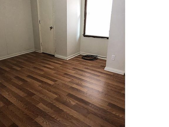 4th image of 1640 Pinedale Cir NW