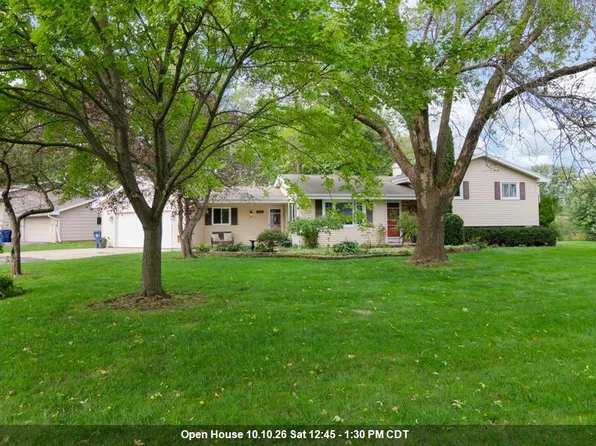 600 Harvard Dr, Neenah, WI 54956