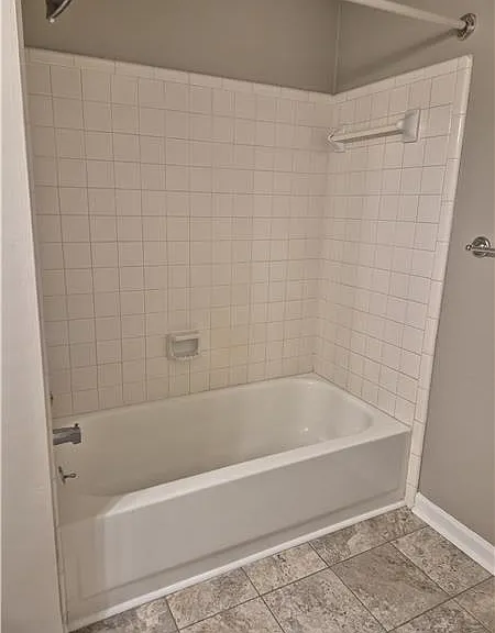 37 Rumson Ct SE — Photo 18