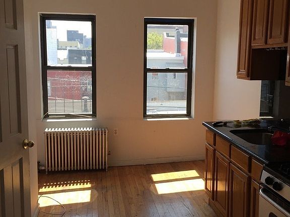 2nd image of 24 Skillman Ave APT 3R
