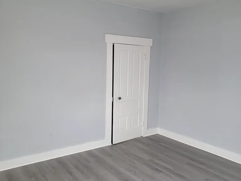 502 Hart St #504 — Photo 5