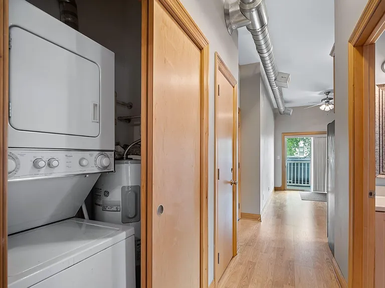 1641 N Franklin Pl #3 — Photo 6
