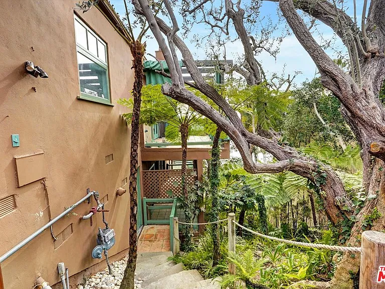 3916 Rambla Orienta — Photo 42