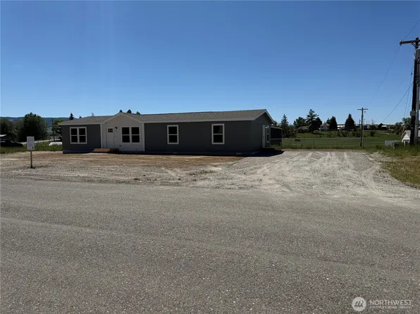 117 S Greene Street, Waterville, WA 98858