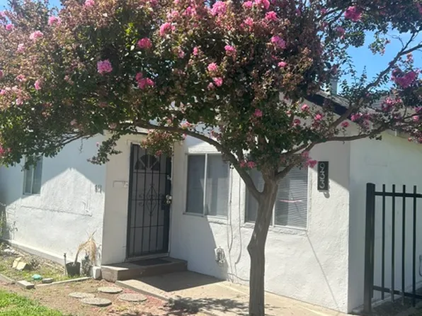 933 Kenwood Ave #1, Turlock, CA 95380