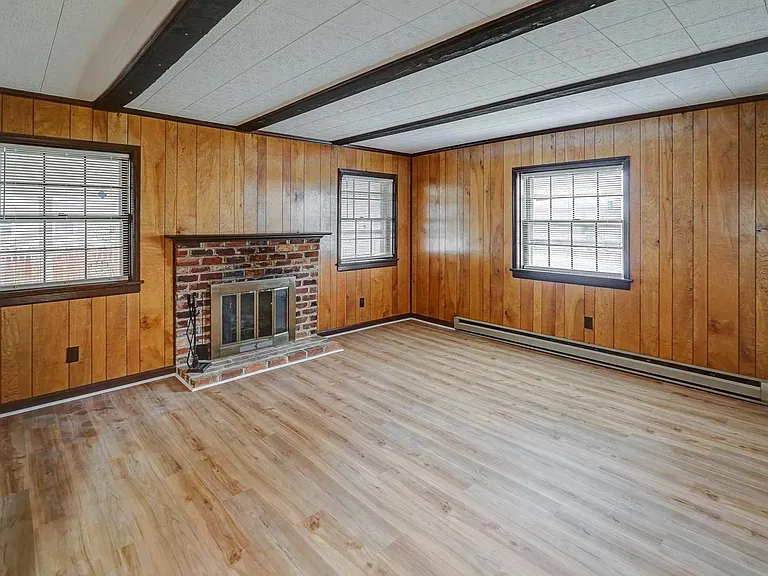 1621 Charrington Dr — Photo 13