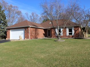 9N735 Hogan Hl, Elgin, IL 60124