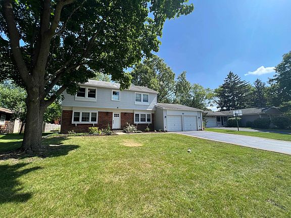 3rd image of 860 Westbourne Ln
