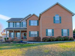 5128 Tropicana Dr, Knoxville, TN 37918