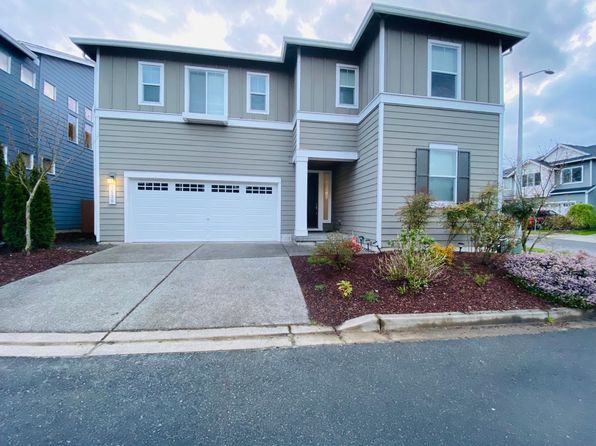 3530 198th St SE