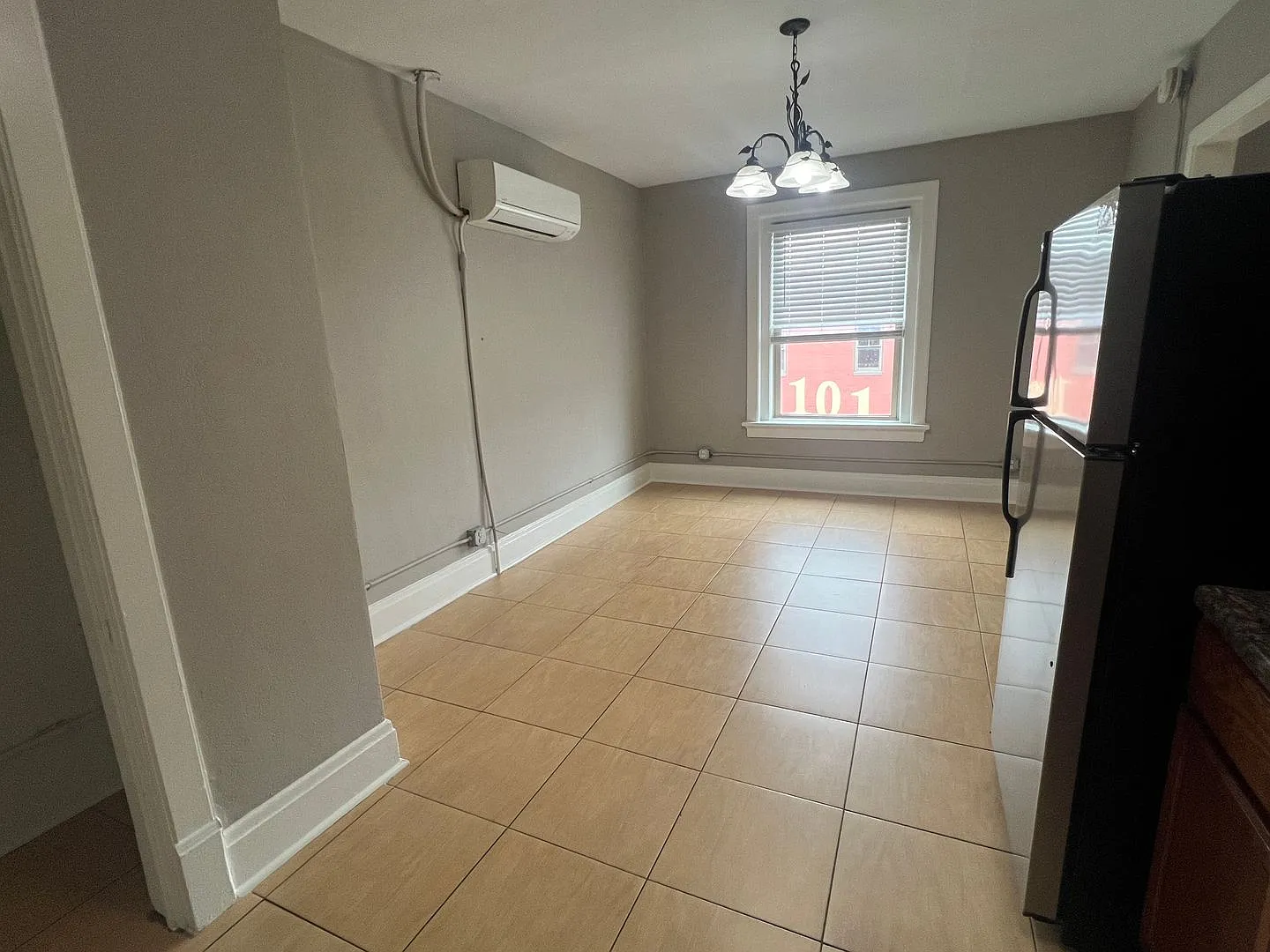 Franklin Hotel Studio Apartments — Photo 2