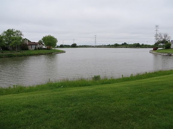 4th image of 310 Del Mar Ln