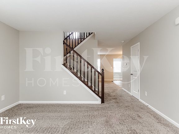 2nd image of 7417 Graymont Dr