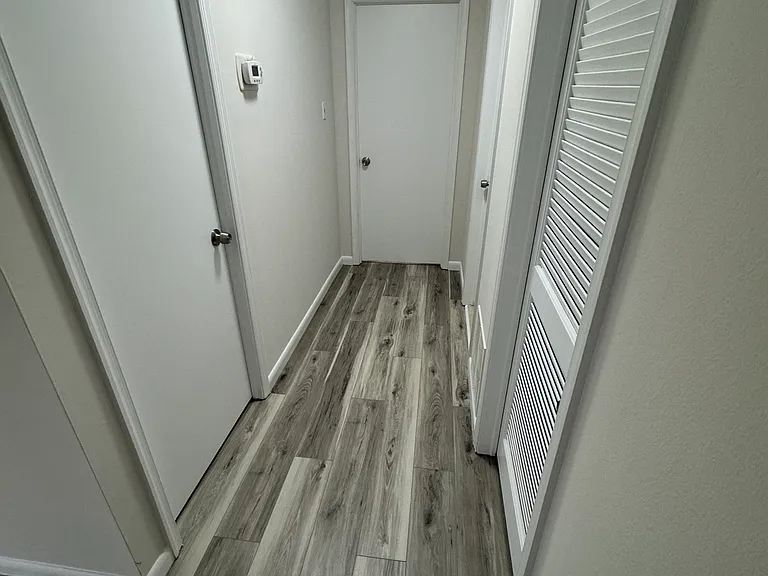 4834 Hawthorne Ln — Photo 13