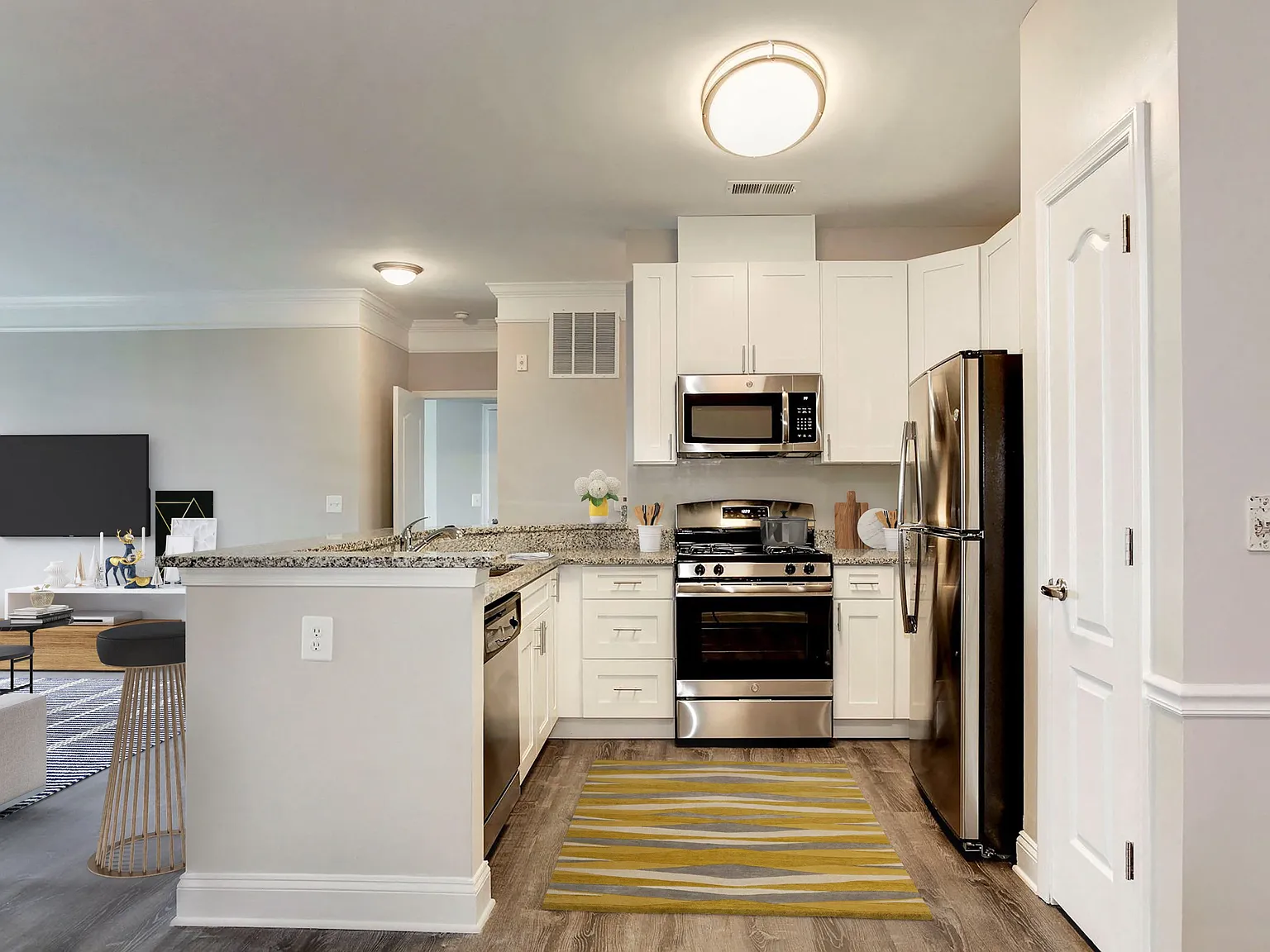 The Tuscany Apartments — Photo 2