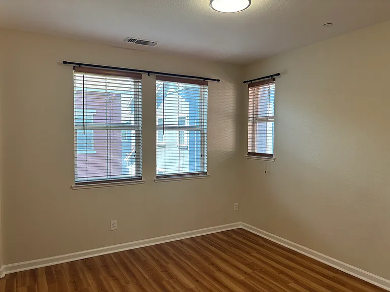919 Rancho Pl — Photo 11
