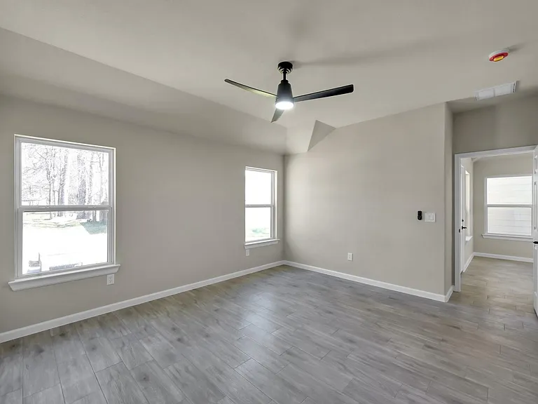 106 Harbor Court Dr — Photo 19