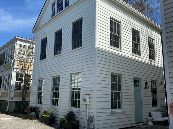 9 Bogard St APT B, Charleston, SC 29403