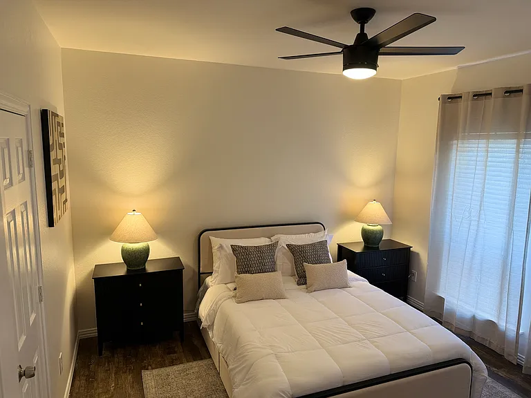 4610 Oak Club Dr #1 — Photo 8