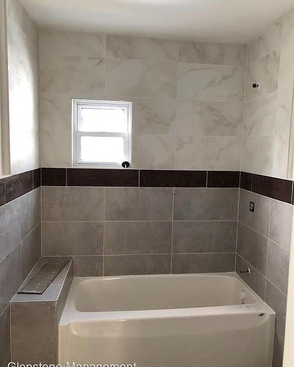 2nd image of 366 Sigourney St