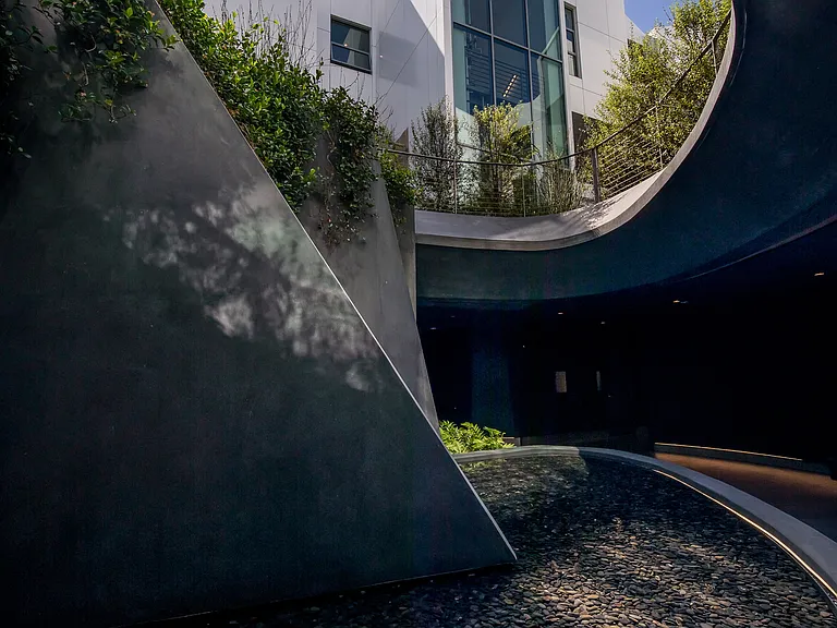 Gardenhouse Beverly Hills — Photo 31
