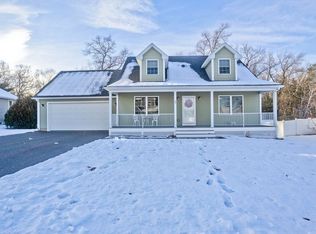 23 Daisy Ln, Ludlow, MA 01056
