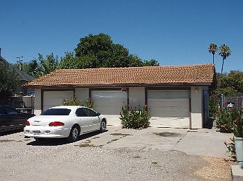 1st image of 2859 Country Club Blvd