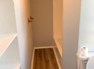 107 Howard Ave FLOOR 3, New Bedford, MA 02745