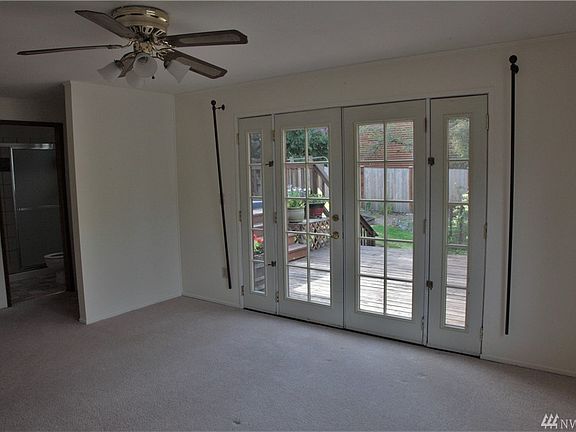 5th image of 1219 103rd Dr SE
