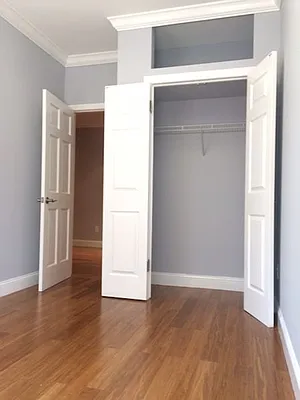 Rented by Meraki Realty LLC | media 9