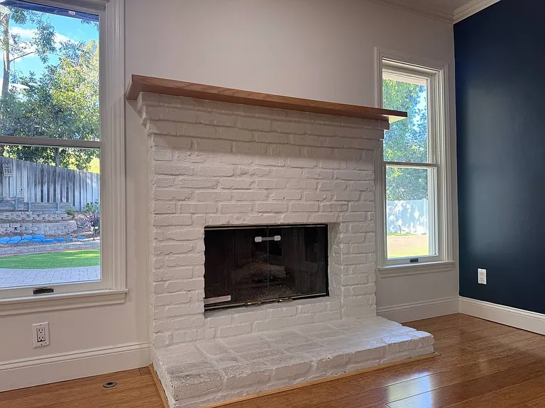 20305 Aetna St — Photo 17