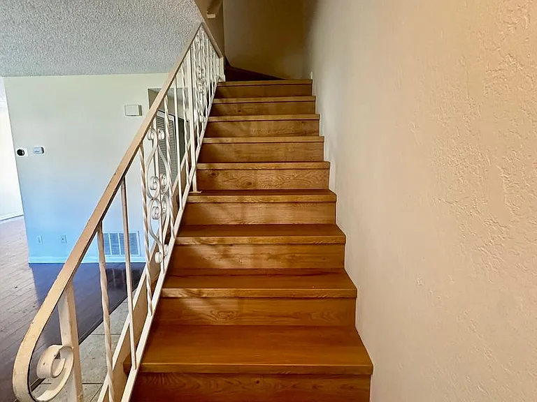5042 Glide Dr #11 — Photo 6