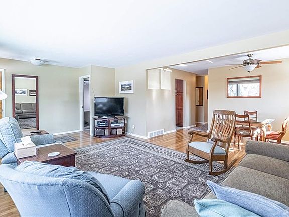 3rd image of 2316 Whitlock Pl