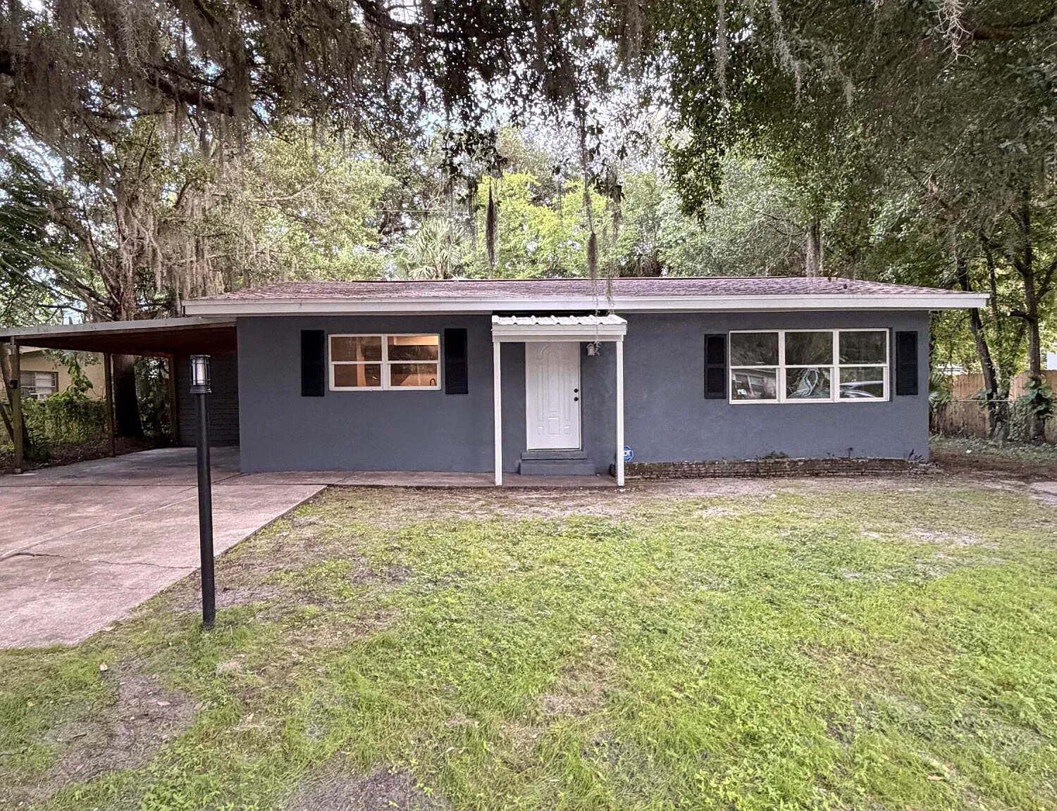3 bed, 2.0 bath, 1140 sqft, $2,000 — Photo 1