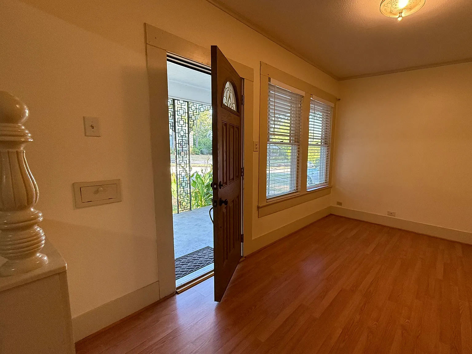 2 bed, 1700 sqft, $1,749 — Photo 4
