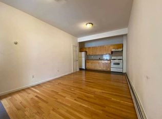 1694 Linden St #1C, Ridgewood, NY 11385