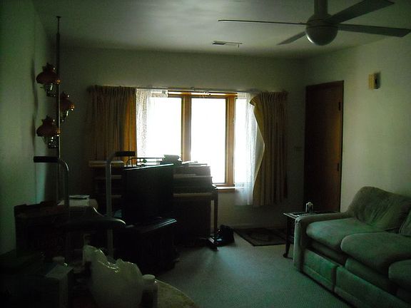 4th image of 10139 Hiawatha Trl