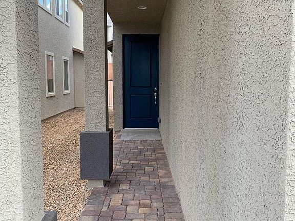 2nd image of 6525 Emerald Cove Ct