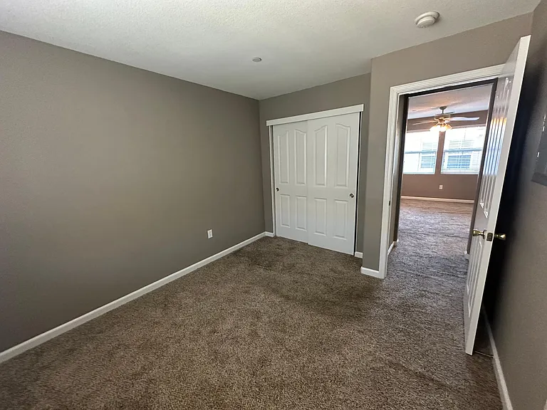 1502 Esplanade Cir — Photo 4
