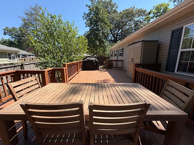 1611 Cherry Ave — Photo 35