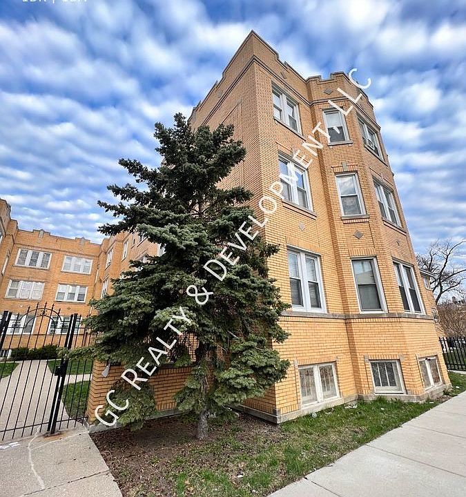 1st image of 2948-52 N Laramie Ave #3